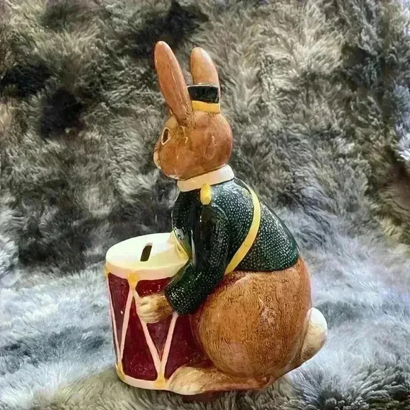 Vintage Royal Doulton's Bunnykins Bunny  Bank - Picture 5 of 15